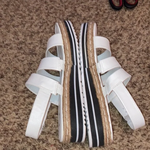 Summer sandals - Picture 3 of 8